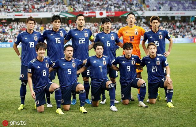 冠赛场上取