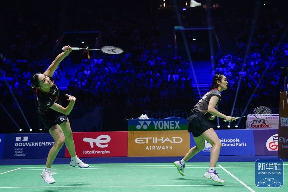 争的底色 争的底色